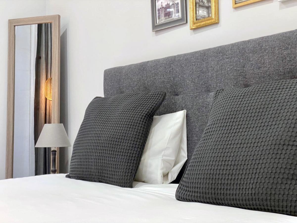 Charming Madrid Styles Apartment Bagian luar foto
